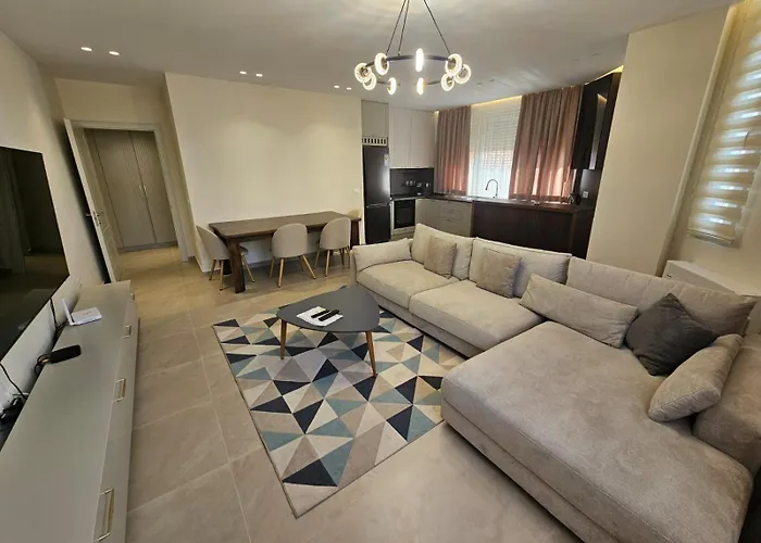 Apartament My Rr Kajo Karafili *